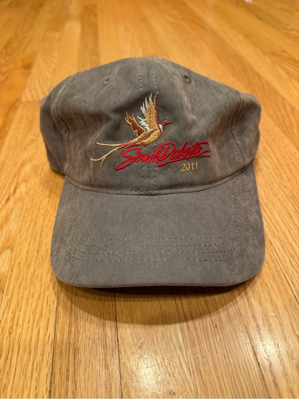 South Dakota Embroidered Pheasant Baseball Cap - Gray
